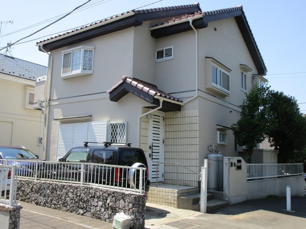 川崎市麻生区にて外壁塗装工事を行いました