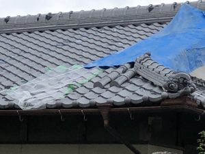 屋根瓦の応急処置