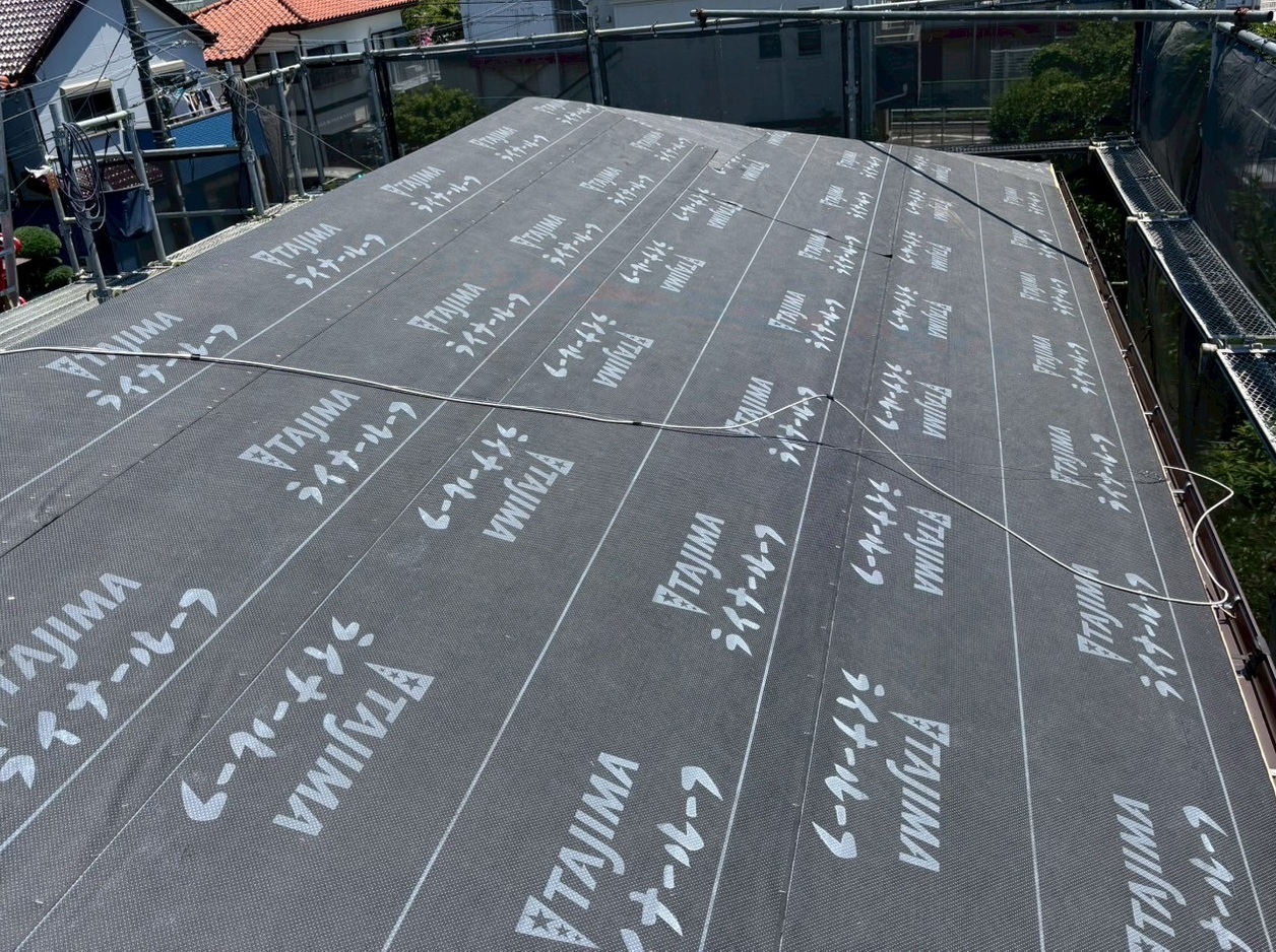 防水シート張り