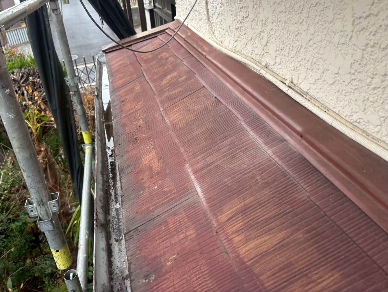 玄関屋根施工前